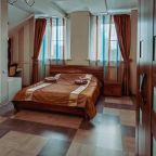 Двухместный (1 кат., № 301- Год 2000, 303 - Год 1990), Гостевой дом Москвич