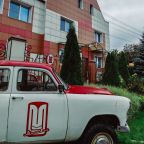 Автостоянка / Парковка, Гостевой дом Москвич