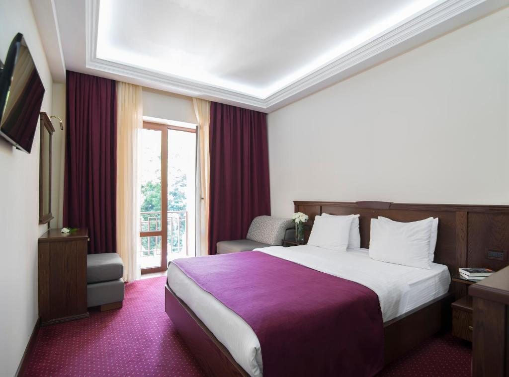 Двухместный (Стандартный двухместный номер с 2 отдельными кроватями) отеля Элегант, Цахкадзор