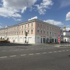 Фасад здания отеля