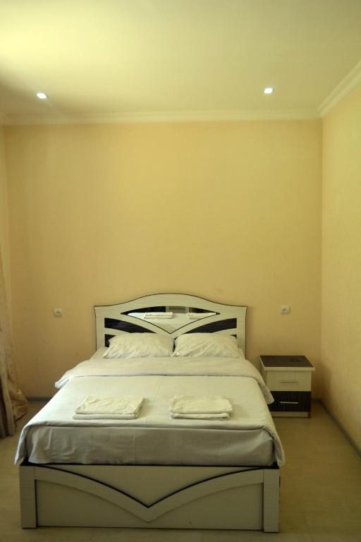 Двухместный (Номер Делюкс с кроватью размера «king-size») отеля Нирвана, Дилижан