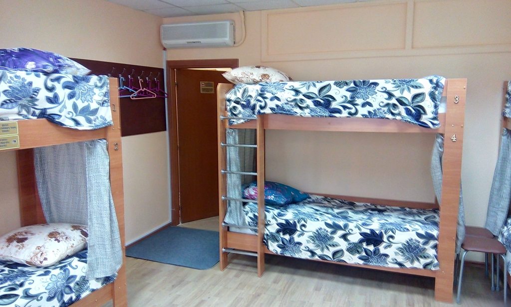 Четырехместный (Кровать в общем номере для мужчин) мини-отеля Филин и Сова, Владивосток