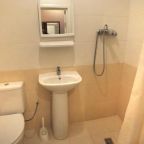 Ванная комната в номере отеля Север, Воркута