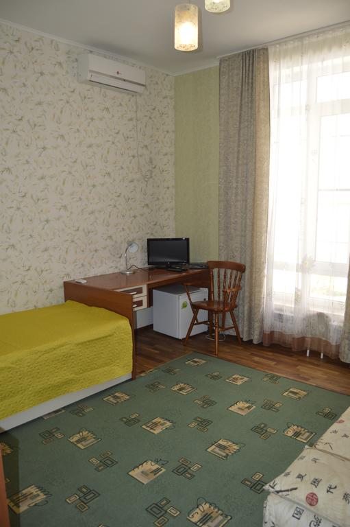 Двухместный (Большой двухместный номер с 2 отдельными кроватями) гостиницы Березка, Лиман