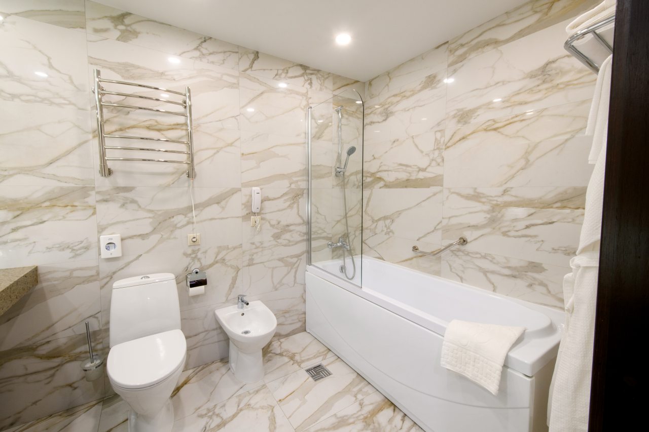 Сьюит (Джуниор), Гостиничный комплекс Солнце