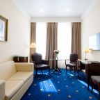 Студио (Семейный), Гостиничный комплекс Солнце