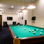 Бильярд, Гостиничный комплекс Солнце
