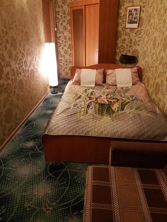 Двухместный (Двухместный номер с 1 кроватью и общей ванной комнатой) мини-отеля Алмаз, Санкт-Петербург