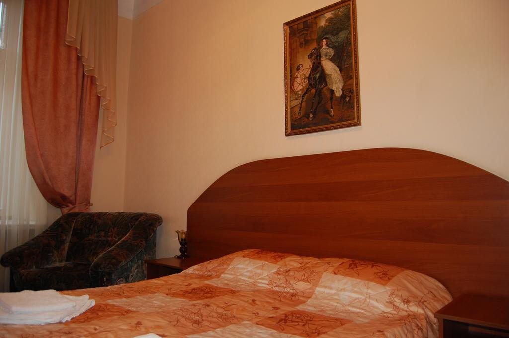 Двухместный (Двухместный номер эконом-класса с 1 кроватью) отеля Золотая середина, Санкт-Петербург