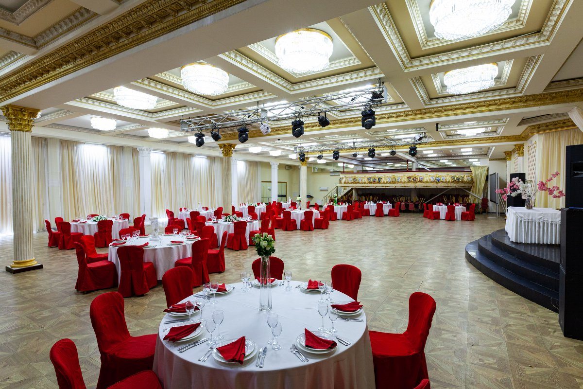 Золотой зал с вместимостью до 200 человек, Vnukovo Village Park Hotel & Spa