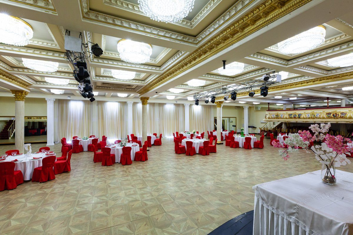 Золотой зал с вместимостью до 200 человек, Vnukovo Village Park Hotel & Spa
