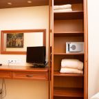 Люкс, Меблированные комнаты Басков