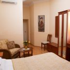 Люкс, Меблированные комнаты Басков