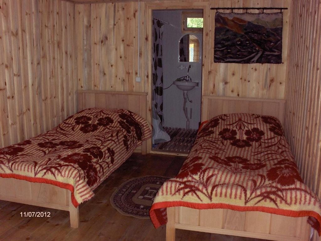 Двухместный (Стандартный двухместный номер с 1 кроватью или 2 отдельными кроватями) гостевого дома Mirgvela, Омало