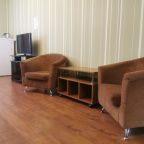 Трехместный (Стандарт, С душем), Гостевой дом Хуторок