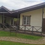 Шале (Шале(большой)), Гостевой дом Хуторок