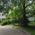 Парковка, Гостиница Чайка