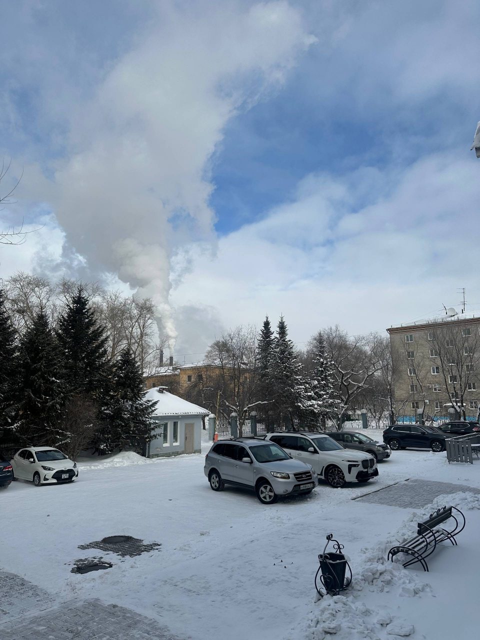 Парковка, Гостинично-развлекательный комплекс Сиун