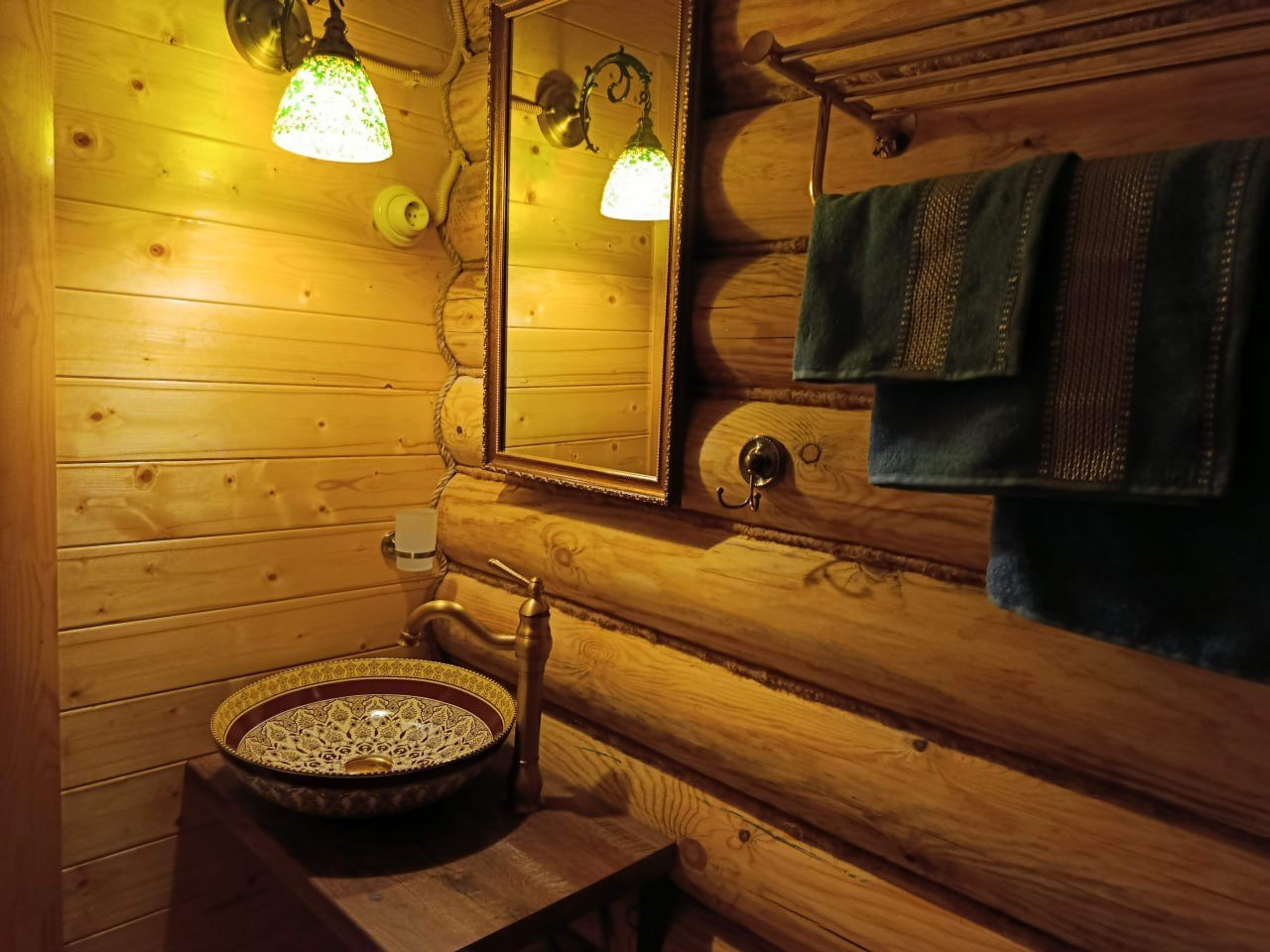 Коттедж (Турция), Гостинично-развлекательный комплекс Сиун