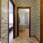 Квартира (Скромность в центре), Квартирное бюро Крылья