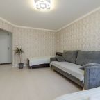 Квартира (Белоснежная 2 комнатная), Квартирное бюро Крылья