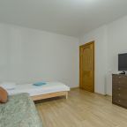 Квартира (Двух комнатная на 5 человек), Квартирное бюро Крылья