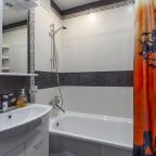 Квартира (Просторная 2 комнатная), Квартирное бюро Крылья