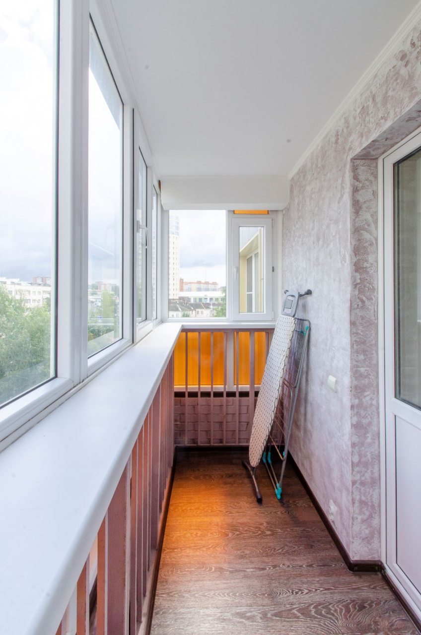 Квартира (Просторная 2 комнатная), Квартирное бюро Крылья