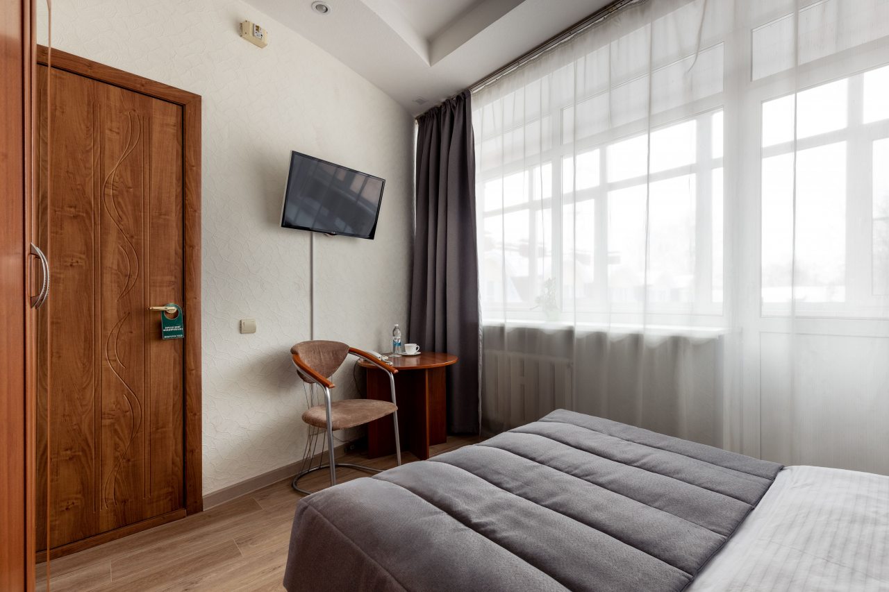 Одноместный, Гостиница Эврика