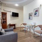 Студио, Гостиница Эврика