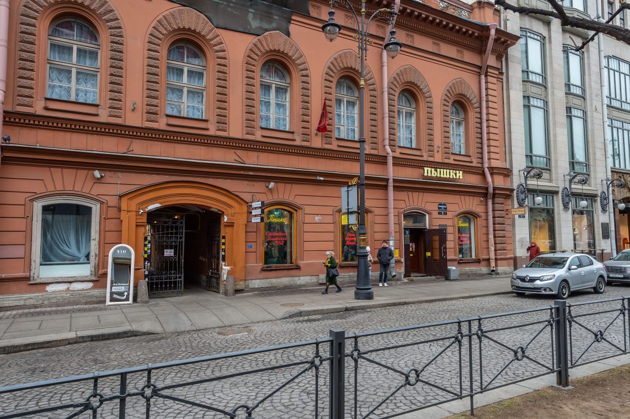 Люкс (Просторный номер), Апартаменты Невский Астер