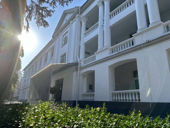 Гостиница Гранд-Кавказ, Нальчик