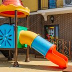 Детская площадка, Отель Принцесса Элиза