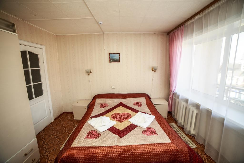 Номер в гостинице Баргузин, Улан-Удэ. Гостиница Баргузин