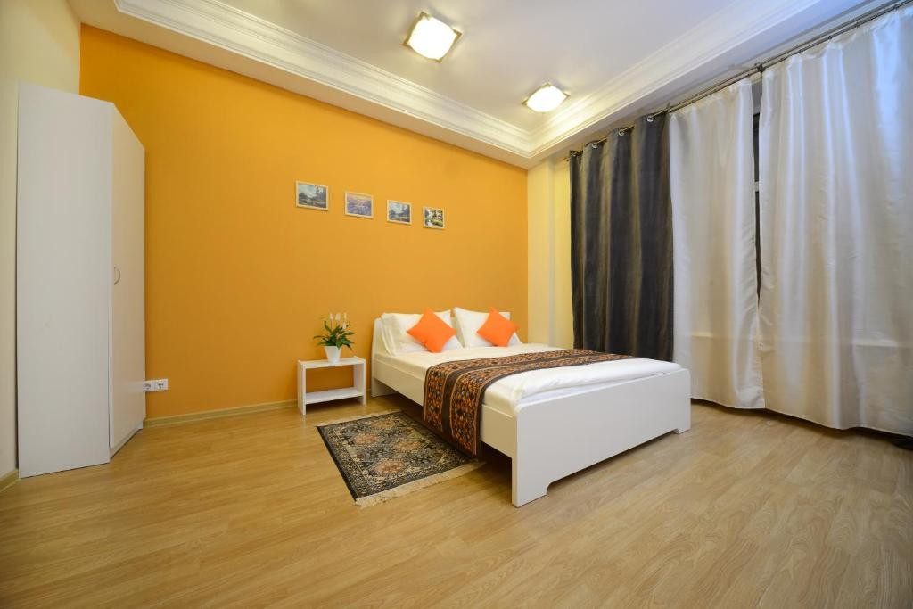 Гостевые комнаты Апельсин на Сретенском бульваре, Москва