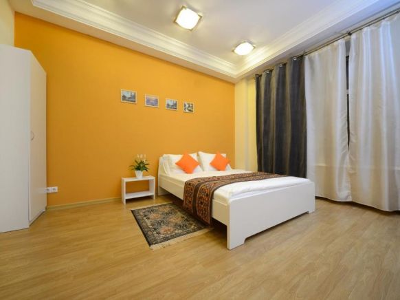Гостевые комнаты Апельсин на Сретенском бульваре, Москва