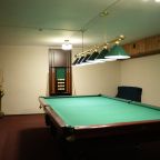 Бильярдная, Отель Корона