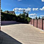 Парковка, Отель Баринъ