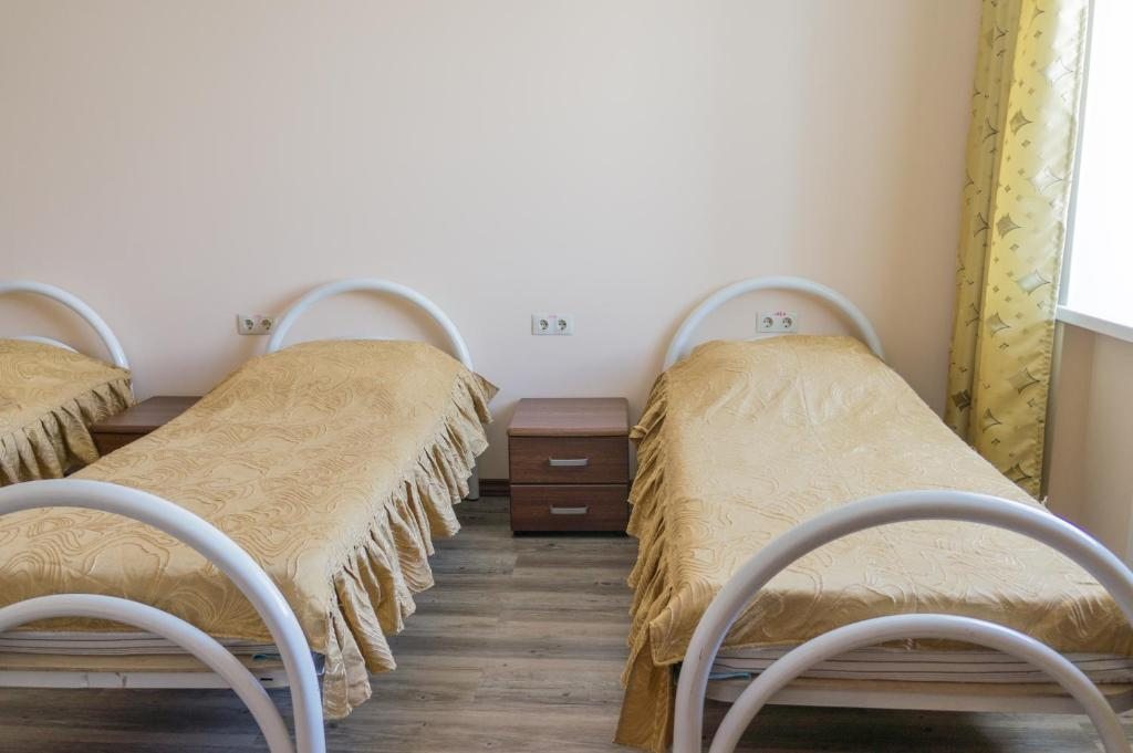 Двухместный (Бюджетный двухместный номер с 2 отдельными кроватями) мотеля Радуга, Новосибирск