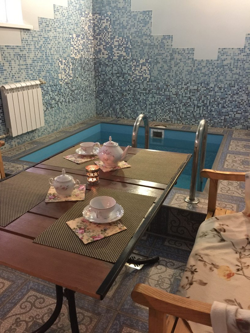 Русская баня, Гостиница Санта-Мария