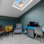 Двухместный (Sky view мансарда), Отель Station Premier S10