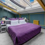 Двухместный (Sky view мансарда), Отель Station Premier S10