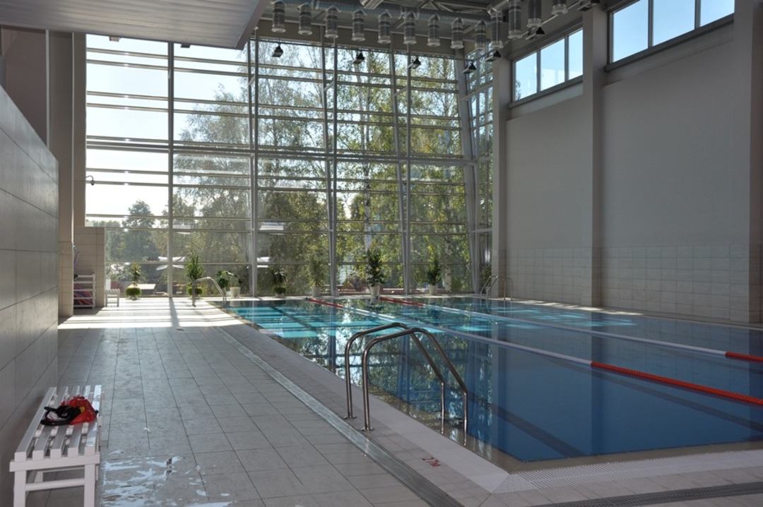 Крытый плавательный бассейн  (бесплатно с 08:00 до 11:00), Арена СПА Отель