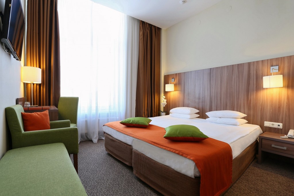 Двухместный (Стандарт, С 1 или 2 отдельными кроватями) гостиницы Арена СПА Отель, Санкт-Петербург