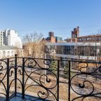 Двухместный (Twin, С балконом), Гостиница Петрополис