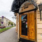 Вход