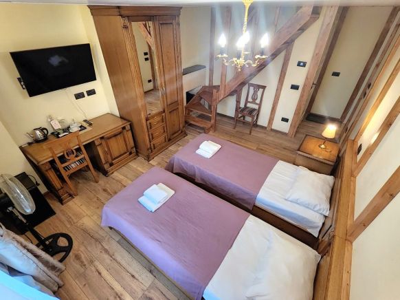 Фотография номера мини отеля Дом Чайковского