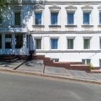 Автостоянка / Парковка, Гостиница Багет