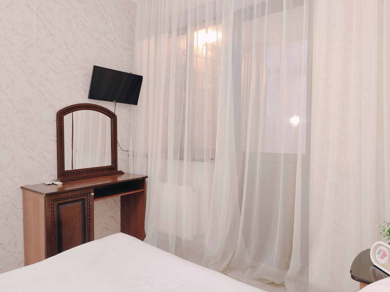 2-местный Комфорт-плюс с видом на бассейн