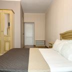 4-местный Комфорт с видом на территорию